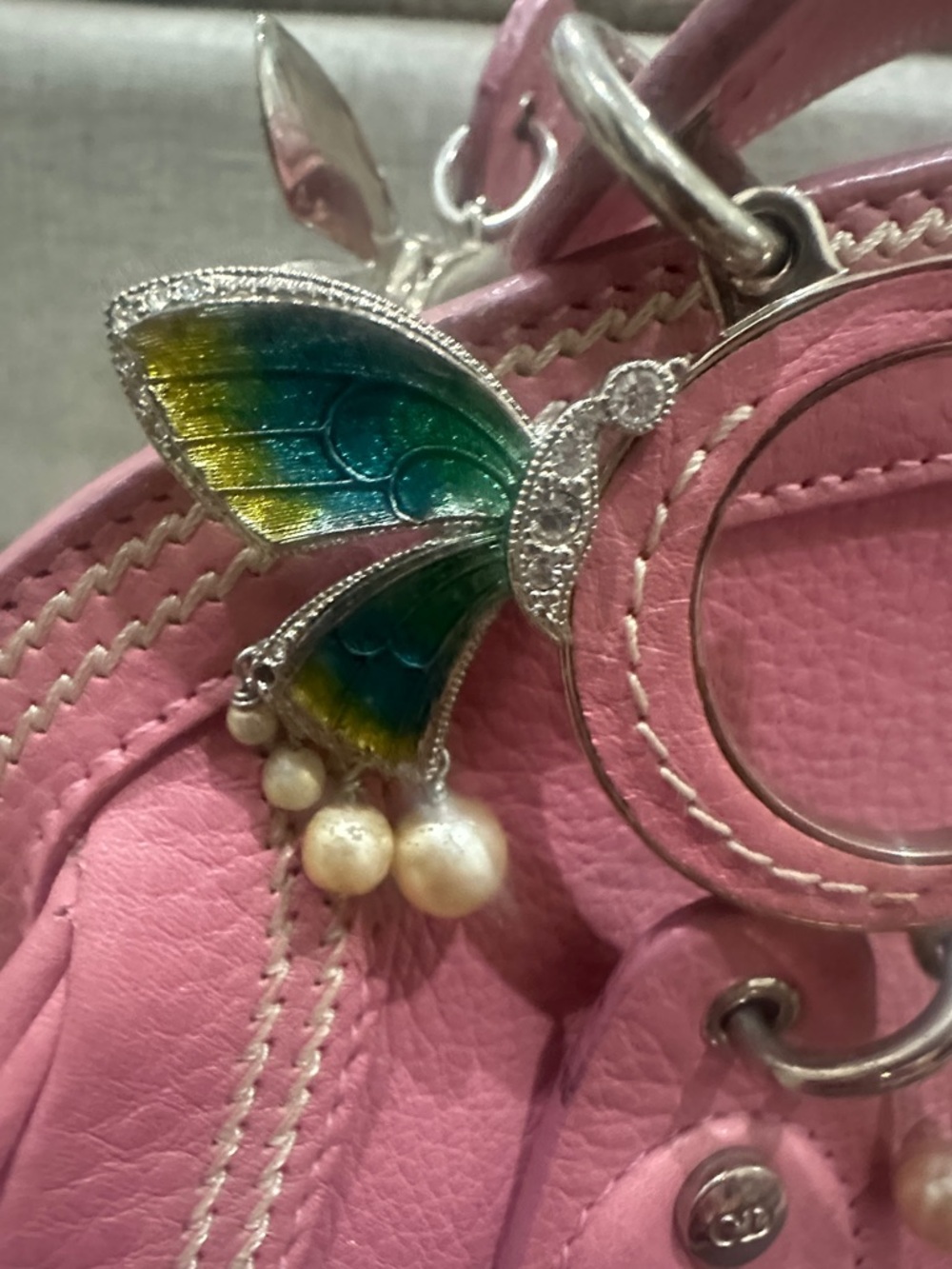 RARE DIOR limited edition CD logo Pink Leather w/ Butterfly diamond Pearl Charms - Picture 5 of 12